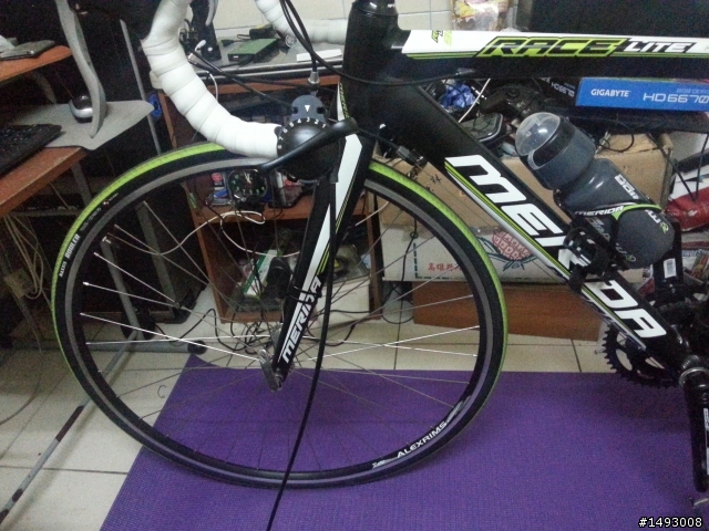 遲來的開箱‧無箱開箱。MERIDA RACE LITE 900