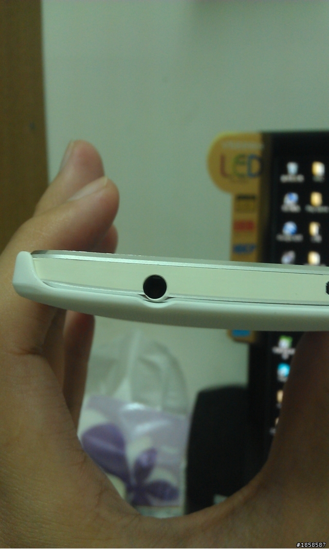 New HTC One 國王的"新一"開箱,(3/30補狀況圖)