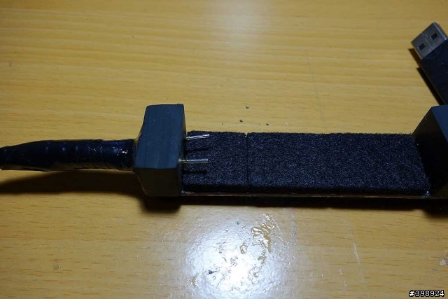 自製給 Xperia Z 保護殼用的底座 (感謝sapow大提供想法)