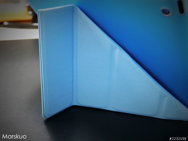 【分享】直立橫躺都沒問題 Star 5 義大利皮革Y型 SmartCover + 白牌背蓋 爽爽用