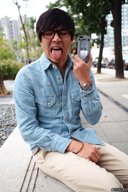 【西西分享】iPhone 5裝什麼可愛---OZAKI保護殼