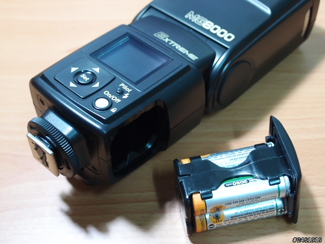 NISSIN燈皇MG8000閃光燈 & POWER PACK PS 8外接電池包(上)開箱介紹文(2/13已重新貼圖)