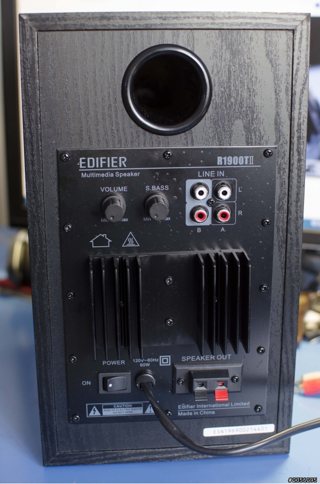 Edifier R1900TII 電腦喇叭 音響 <新手開箱文>