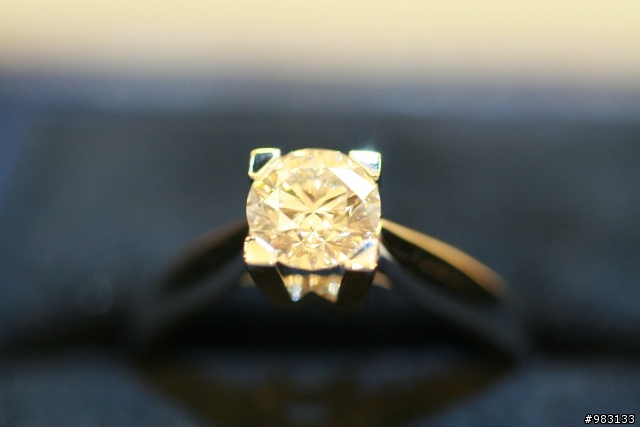 幸福指環 Harry Winston + Van Cleef & Arpels (圖多文長)