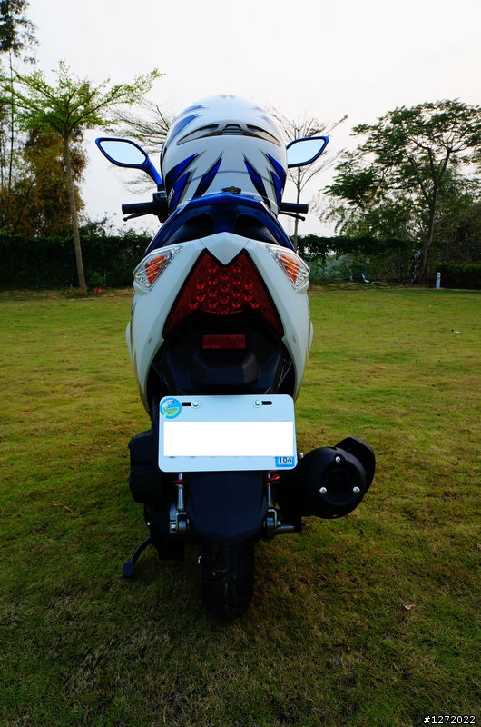 SUZUKI NEX GSR 125 藍白超越版 自HIGH小開箱