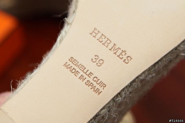 漫步在雲端的滋味--Hermes "Sofia" nappa牛皮編織楔型草鞋 & "Izmir" 牛皮涼鞋