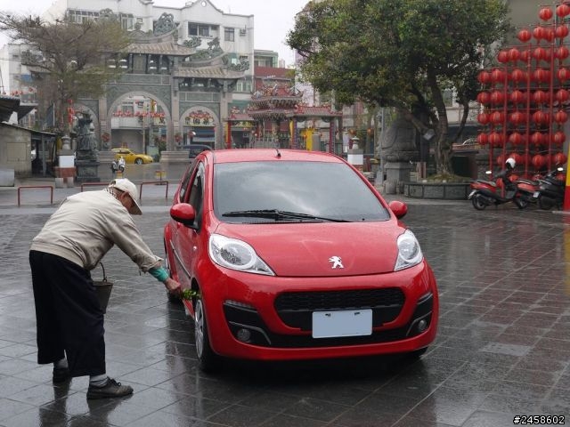 Peugeot 107 2013年式 開箱文
