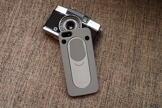 【西西分享】iPhone 5裝什麼可愛---OZAKI保護殼