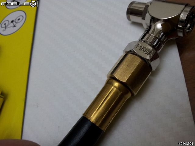 <分享>MADA 17001-1 三用胎壓表;MADA17003壓式兩用打氣頭