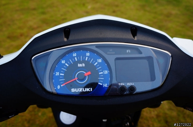 SUZUKI NEX GSR 125 藍白超越版 自HIGH小開箱