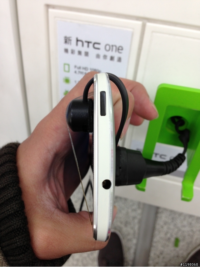 hTC The New One小小試玩。