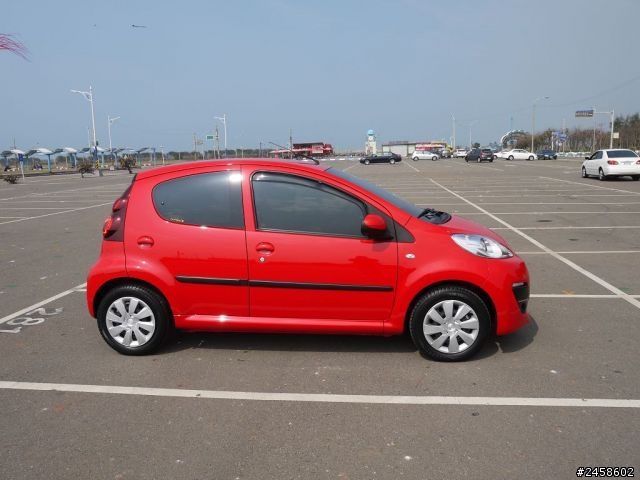 Peugeot 107 2013年式 開箱文
