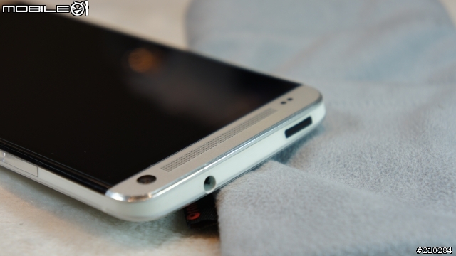 HTC ONE 入手小開箱~(圖多)