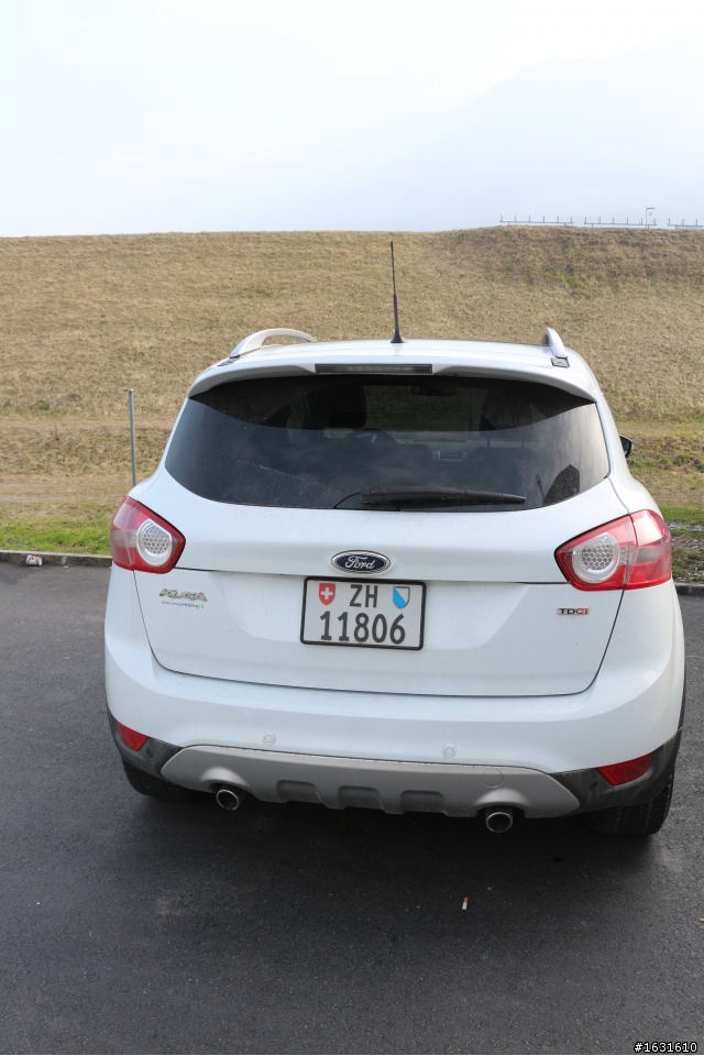休息站的Ford Kuga TDCI~~~~~