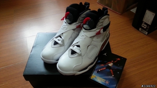 開箱~ AIR JORDAN 2013 RETRO 8 BUGS BUNNY 小時候夢想 part III