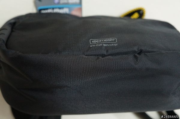 新包入荷-PACSAFE防盜腰包