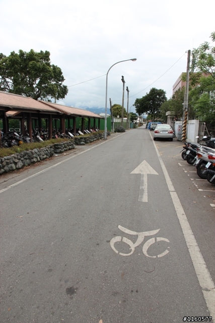 騎 跨「地 球 板 塊 」-- 玉 富 自 行 車 道