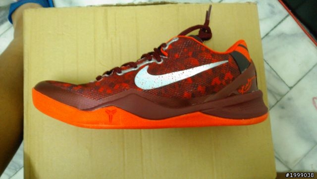 幫我看這雙KOBE 8的真偽