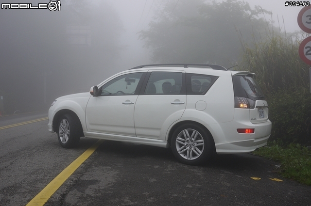 我的大白凹旅遊開箱 殺進深山部落去 Outlander+4WD 真的派上用場了