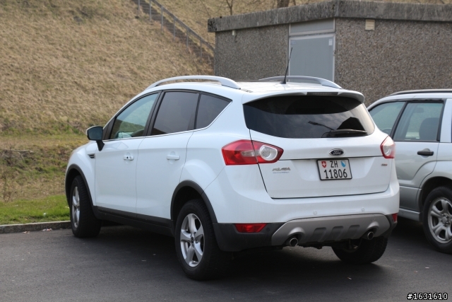 休息站的Ford Kuga TDCI~~~~~