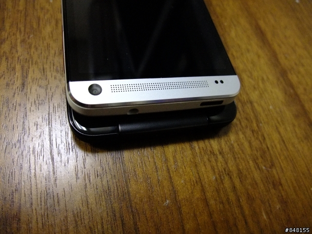 HTC Butterfly蝴蝶 V.S New one新一