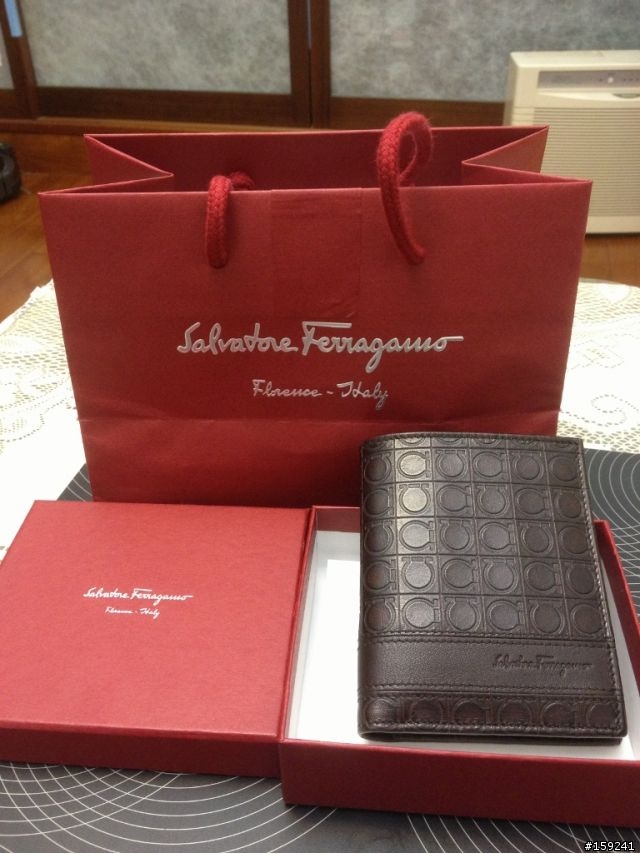 【開箱】Salvatore Ferragamo 男用短夾