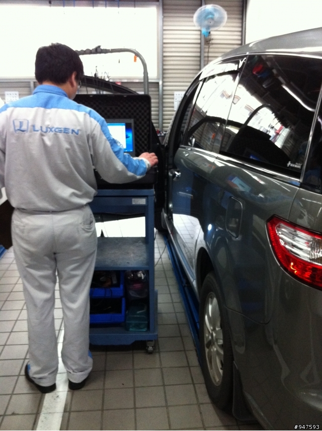 【滿一年了】 MPV 一萬八千公里用車心得