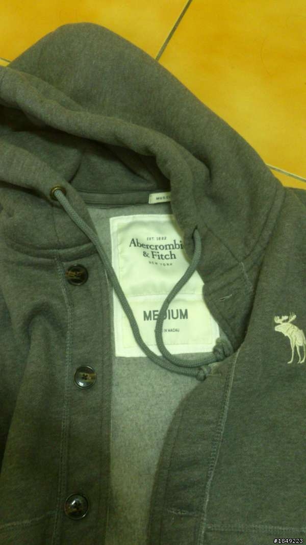 關於Abercrombie & Fitch 帽T真偽