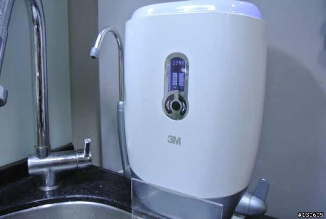 3M 最新款 淨水器 UVA-3000使用心得與UVA-1000, 安麗益之源簡易比較