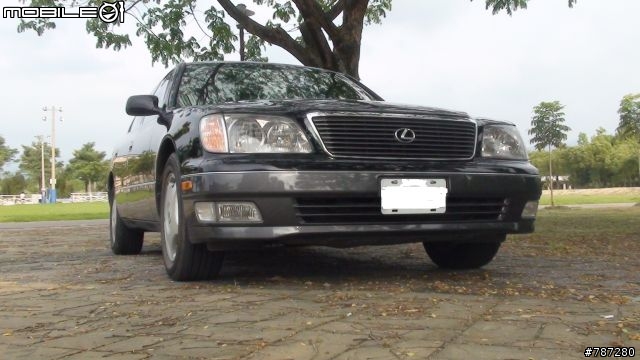 老車開箱-LS400