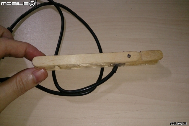 DIY- 終於完成我的XPERIA Z 的 座充 & 旅充