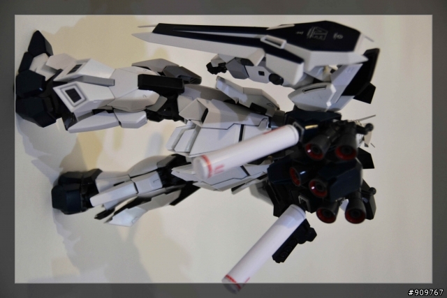 AE二社 MG RX-95"Sapphire"(原石完成型態)