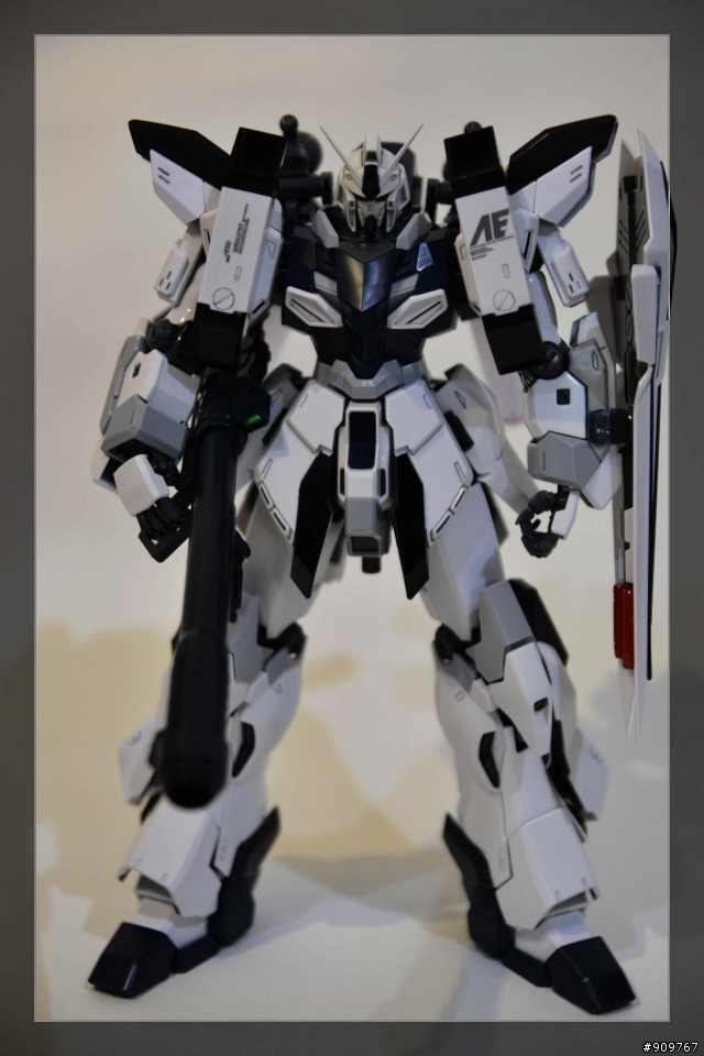 AE二社 MG RX-95"Sapphire"(原石完成型態)