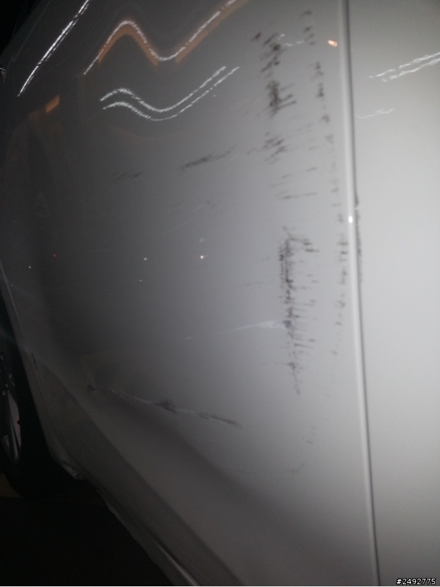 開不到5000km的C9撞傷了......該切嗎?!