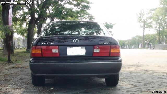 老車開箱-LS400