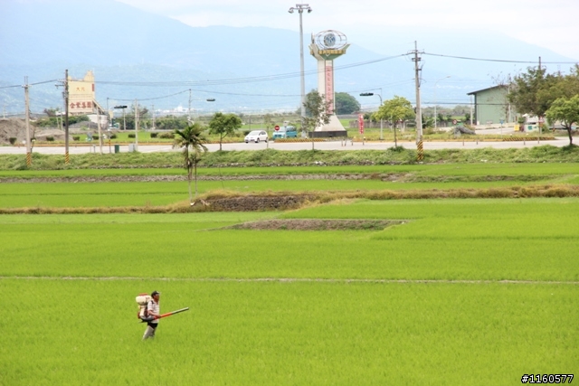 騎 跨「地 球 板 塊 」-- 玉 富 自 行 車 道