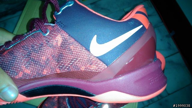 幫我看這雙KOBE 8的真偽
