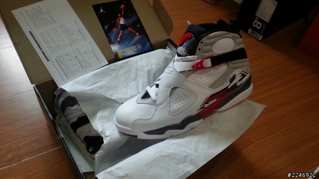 開箱~ AIR JORDAN 2013 RETRO 8 BUGS BUNNY 小時候夢想 part III