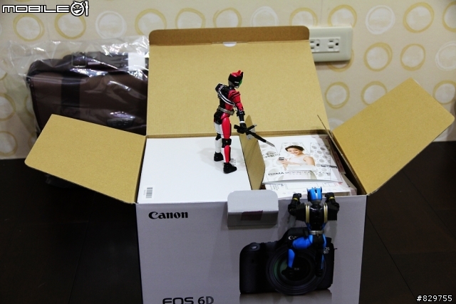 CANON 6D 忍了一年多後還是買了單眼(開箱)