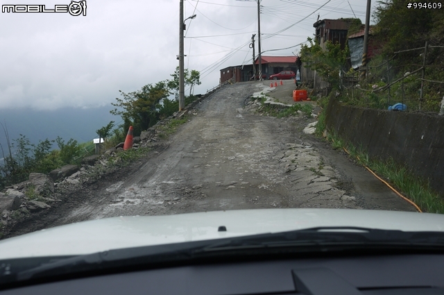 我的大白凹旅遊開箱 殺進深山部落去 Outlander+4WD 真的派上用場了
