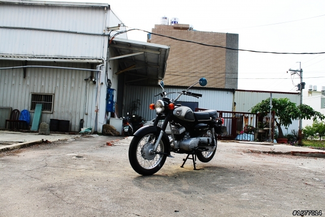 風華再現 陳年開箱-KAWASAKI B1 125