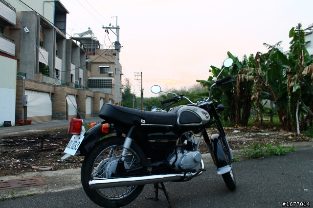 風華再現 陳年開箱-KAWASAKI B1 125