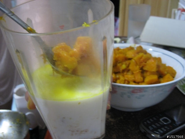 外宿小料理-南瓜濃湯