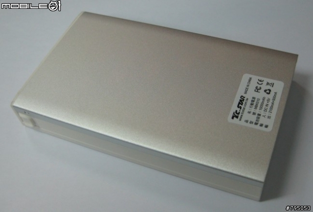 連鈺行動電源MBK010WE開箱 (電池可更換)