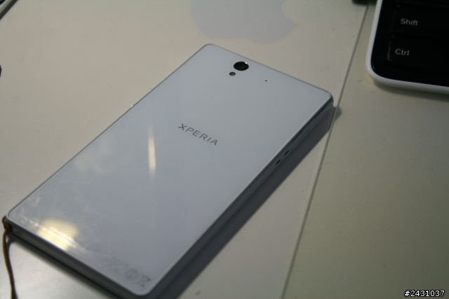 Xperia Z 開箱 X 4G LTE 體驗分享