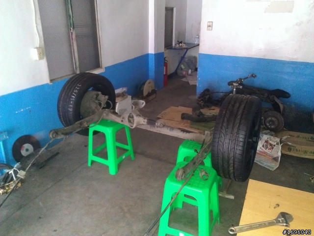本土製造!單人座跑車