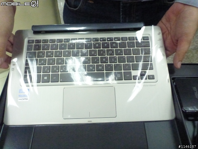 華碩變形筆電 ASUS Transformer TX300 i7 開箱文+不專業評測+小技巧