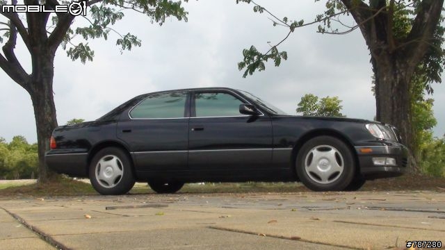 老車開箱-LS400