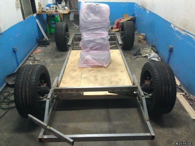 本土製造!單人座跑車