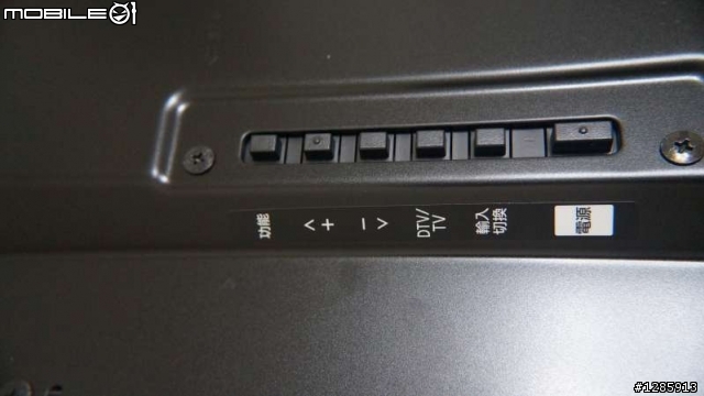 【開箱】Panasonic【TH-L42ET5W】3D液晶電視